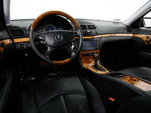 Used 2008 Mercedes-Benz E 350 4MATIC Sedan image 6