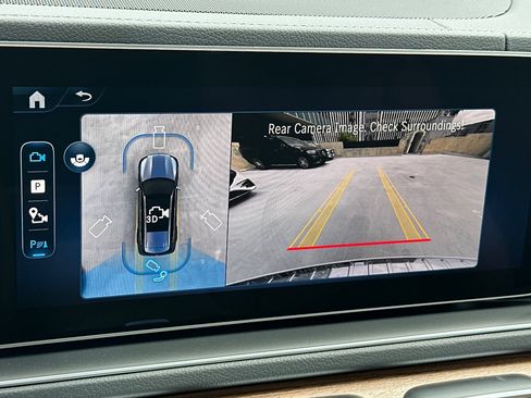 New 2026 Mercedes-Benz GLS 580 4MATIC image 20