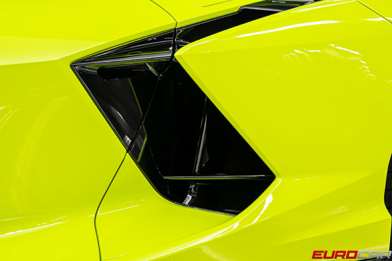 Used 2025 Lamborghini Revuelto AWD/4WD image 19