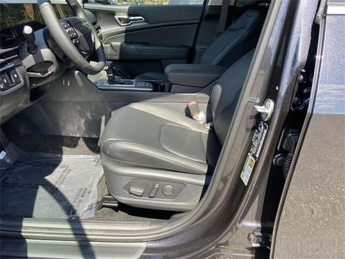 New 2026 Kia Sportage EX image 11