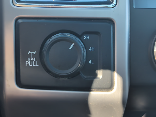 Used 2019 Ford F250 Platinum w/ Platinum Ultimate Package AWD/4WD image 15