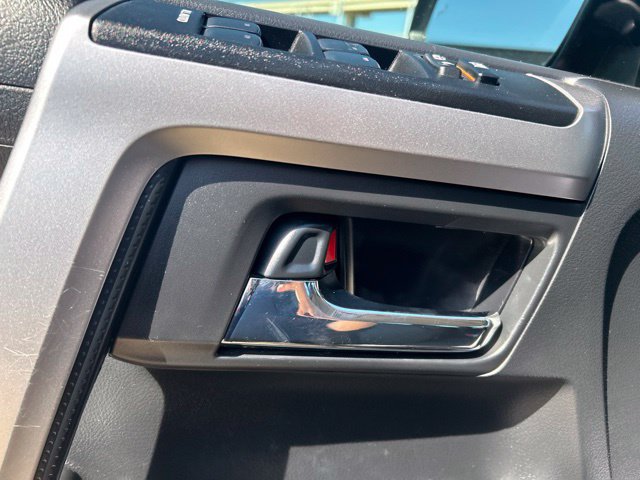 Used 2022 Toyota 4Runner SR5 Premium w/ Moonroof Package AWD/4WD image 17