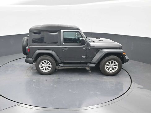 Used 2023 Jeep Wrangler Sport AWD/4WD image 35