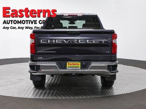 Used 2023 Chevrolet Silverado 1500 LT AWD/4WD image 6