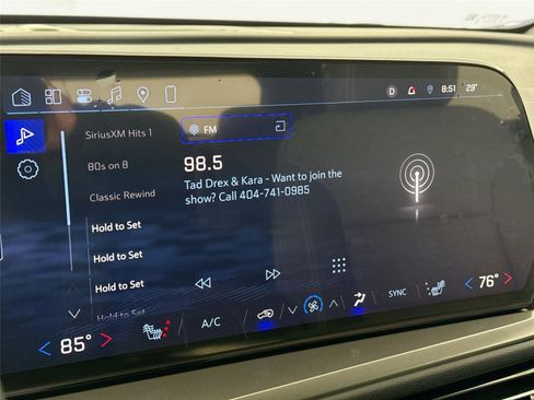 Used 2026 Chevrolet Traverse LT image 23