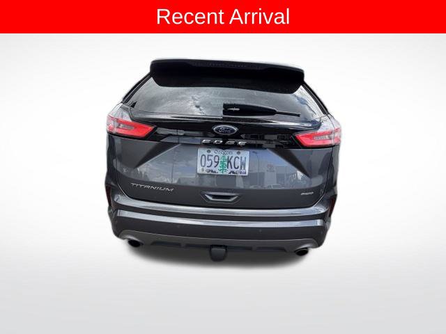 Used 2022 Ford Edge Titanium w/ Equipment Group 301A AWD/4WD image 3