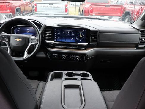 Used 2025 Chevrolet Silverado 2500 LT w/ All Star Edition image 15