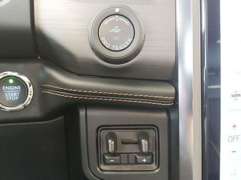 Used 2024 Ford Expedition Max Platinum AWD/4WD image 32