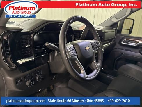 Used 2024 Chevrolet Silverado 2500 LT image 12