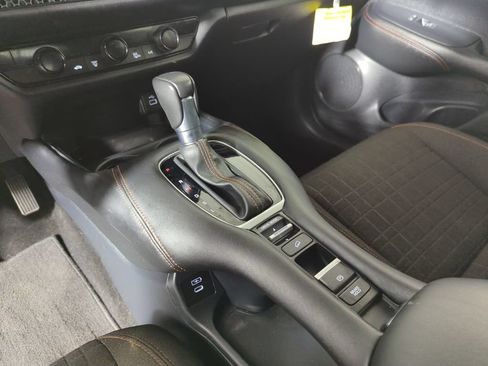 Certified 2024 Honda HR-V Sport image 20