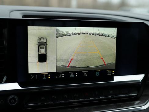 Used 2022 Chevrolet Silverado 1500 LTZ w/ Technology Package image 17