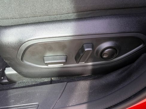 New 2026 Jeep Cherokee Laredo image 6