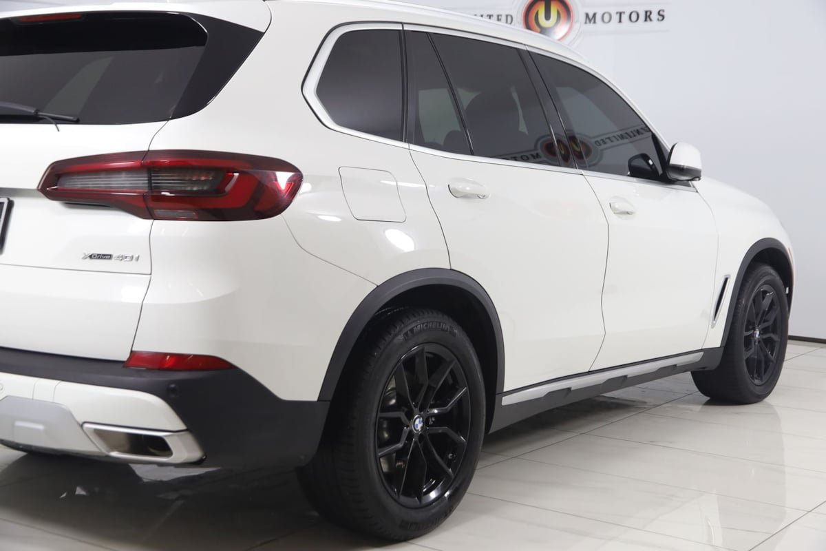 Used 2023 BMW X5 xDrive40i w/ Premium Package AWD/4WD image 44
