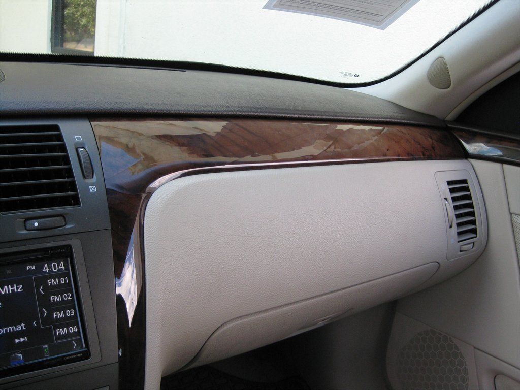 Used 2007 Cadillac DTS Luxury II FWD image 20