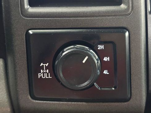 Used 2022 Ford F250 XL w/ Power Equipment Group AWD/4WD image 22