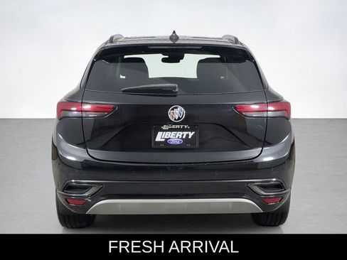 Used 2021 Buick Envision Essence w/ Technology Package I AWD/4WD image 4