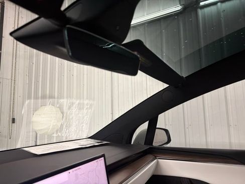 Used 2022 Tesla Model X AWD/4WD image 38