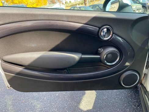 Used 2012 MINI Cooper S w/ Cold Weather Pkg image 11