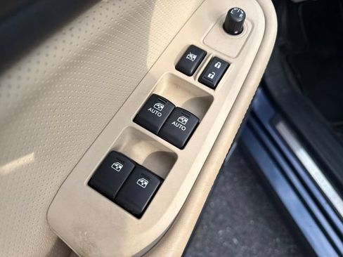 Used 2015 Subaru Legacy 2.5i Limited AWD/4WD image 25