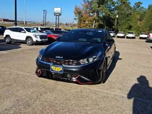 Used 2023 Kia Forte GT-Line w/ GT-Line Technology Package image 3