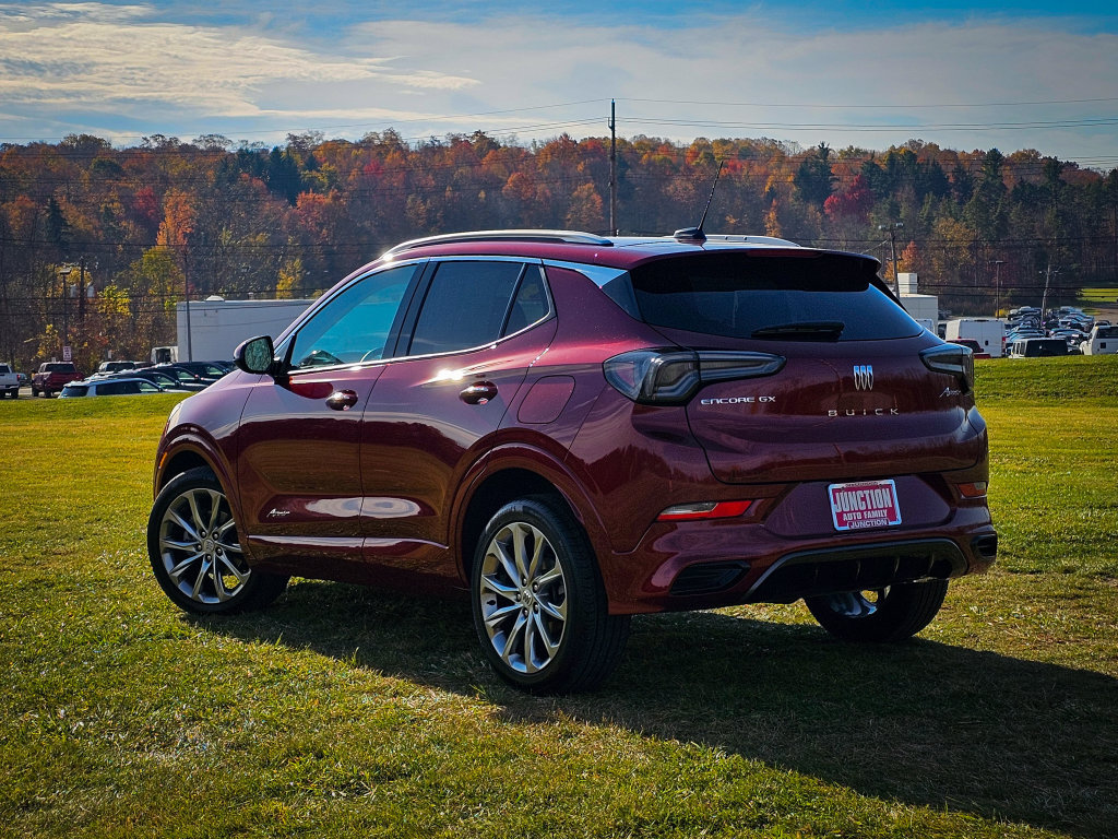 Used 2024 Buick Encore GX Avenir w/ Avenir Convenience Package FWD image 6