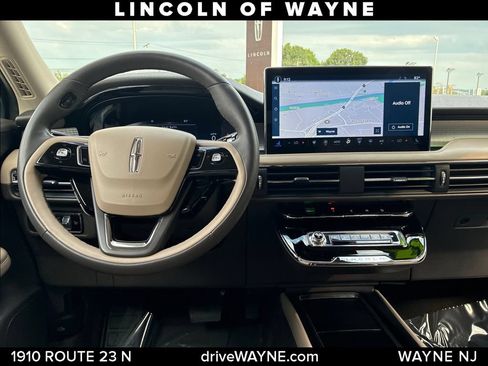 Certified 2023 Lincoln Corsair AWD w/ Equipment Group 101A image 24