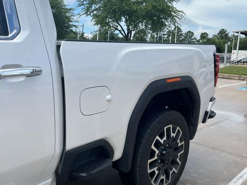 Used 2024 GMC Sierra 2500 Denali w/ Technology Package AWD/4WD image 6