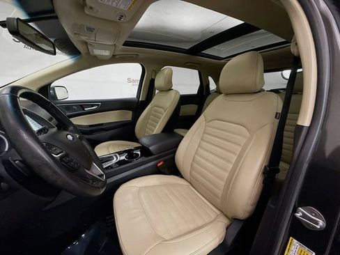 Used 2018 Ford Edge SEL w/ Equipment Group 201A image 21