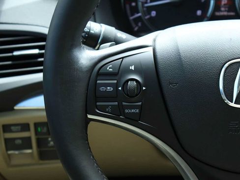 Used 2017 Acura MDX SH-AWD image 22