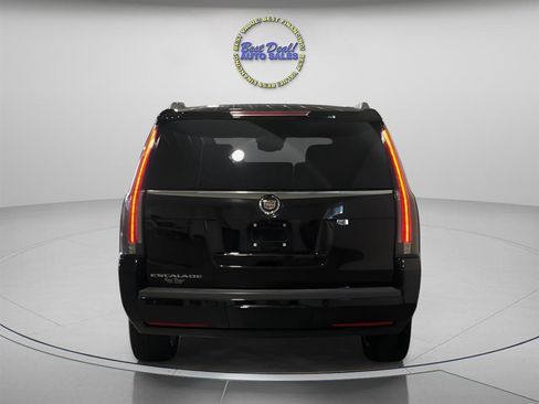 Used 2015 Cadillac Escalade Premium AWD/4WD image 4