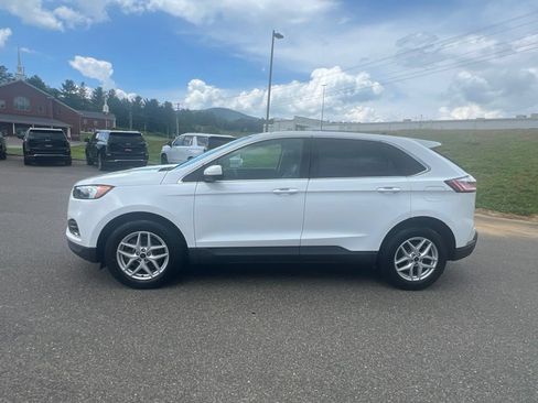 Used 2022 Ford Edge SEL AWD/4WD image 2