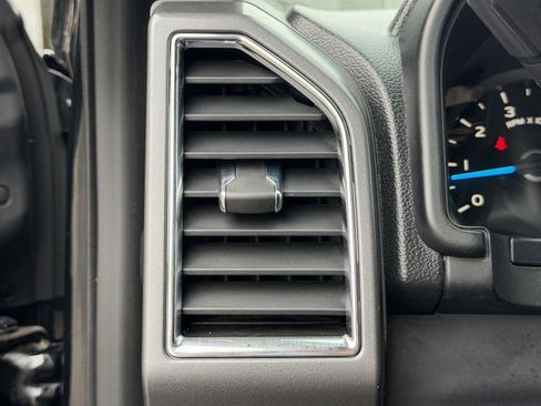 Used 2017 Ford F150 XLT w/ Equipment Group 302A Luxury image 24