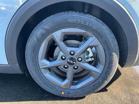 New 2026 Kia K4 LXS image 10