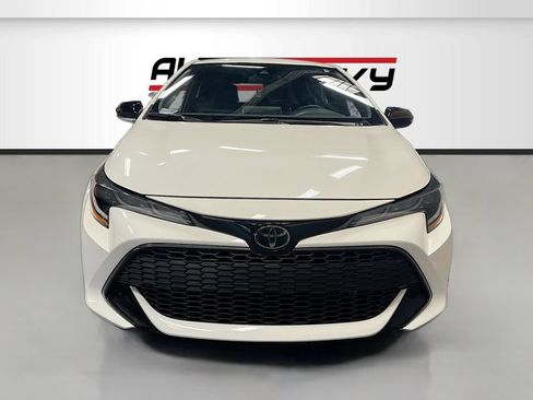 Used 2022 Toyota Corolla SE w/ Carpet Mat Package (TMS) FWD image 2