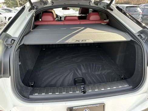 Certified 2022 BMW X6 M50i image 18