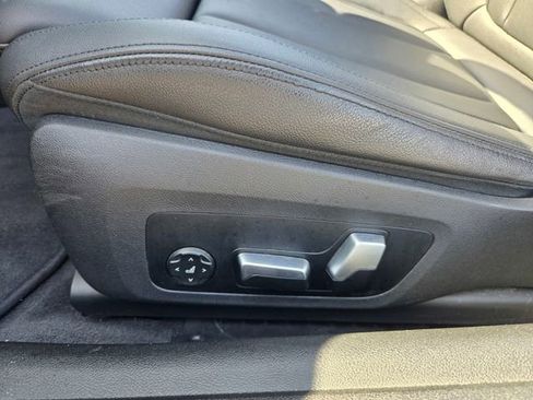 Used 2021 BMW 430i Convertible w/ Convenience Package image 14