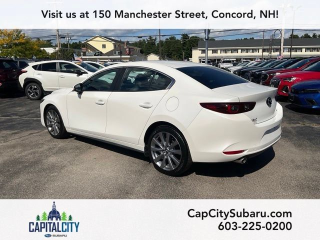 Used 2022 MAZDA MAZDA3 s FWD image 5