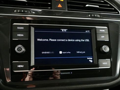 Used 2024 Volkswagen Tiguan S image 17