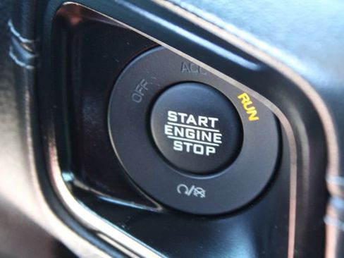 Used 2024 Jeep Wrangler Unlimited Sahara AWD/4WD image 18