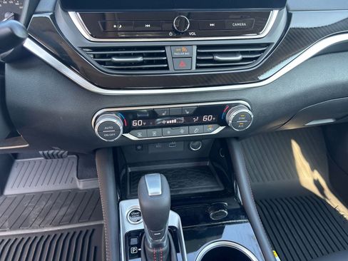 New 2025 Nissan Altima 2.5 SR w/ SR Premium Package image 18