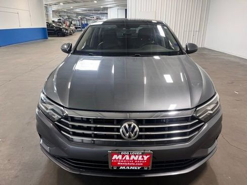 Used 2021 Volkswagen Jetta SE FWD image 8