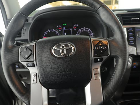 Used 2021 Toyota 4Runner SR5 Premium w/ Moonroof Package image 20