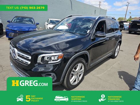 Used 2022 Mercedes-Benz GLB 250 w/ Premium Package Lite image 1
