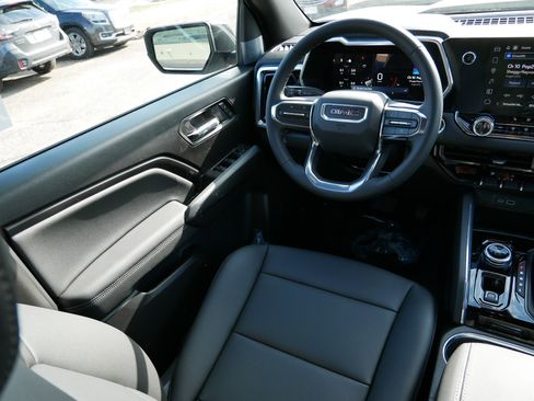New 2026 GMC Canyon Elevation w/ Convenience Package image 13