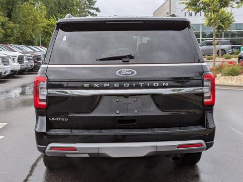 Used 2024 Ford Expedition Limited RWD image 4