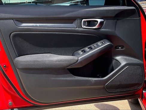 Used 2025 Honda Civic Sport image 23