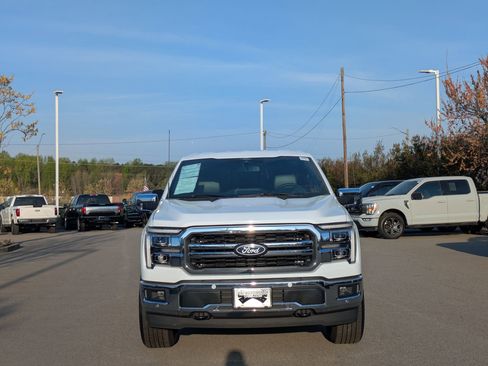 Certified 2025 Ford F150 Lariat w/ Equipment Group 501A Mid image 9