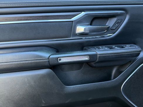 Used 2025 RAM 1500 Laramie image 11