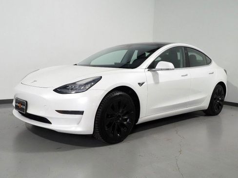 Used 2020 Tesla Model 3 Standard Range Plus image 11