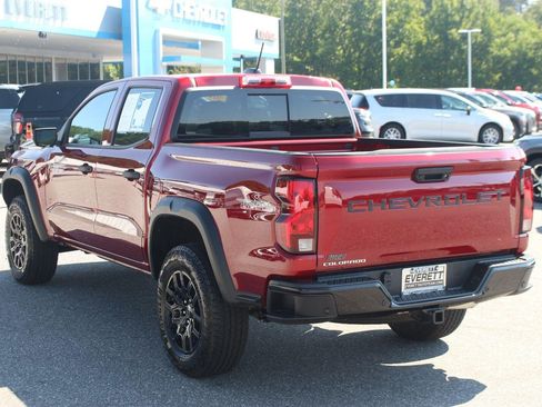 Used 2026 Chevrolet Colorado Trail Boss AWD/4WD image 5